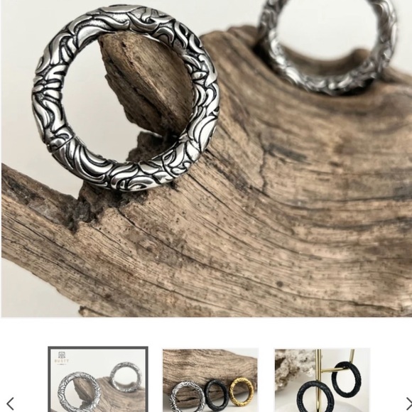 Carved Hoops Ear
Weights | Ornamental
Hoop Hangers - Picture 2 of 4